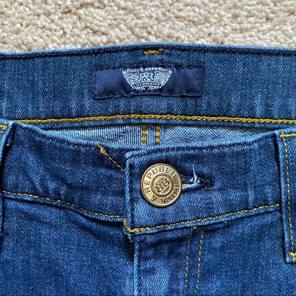 Rock & Republic Kasandra Boot Cut Jeans - Picture 4 of 7